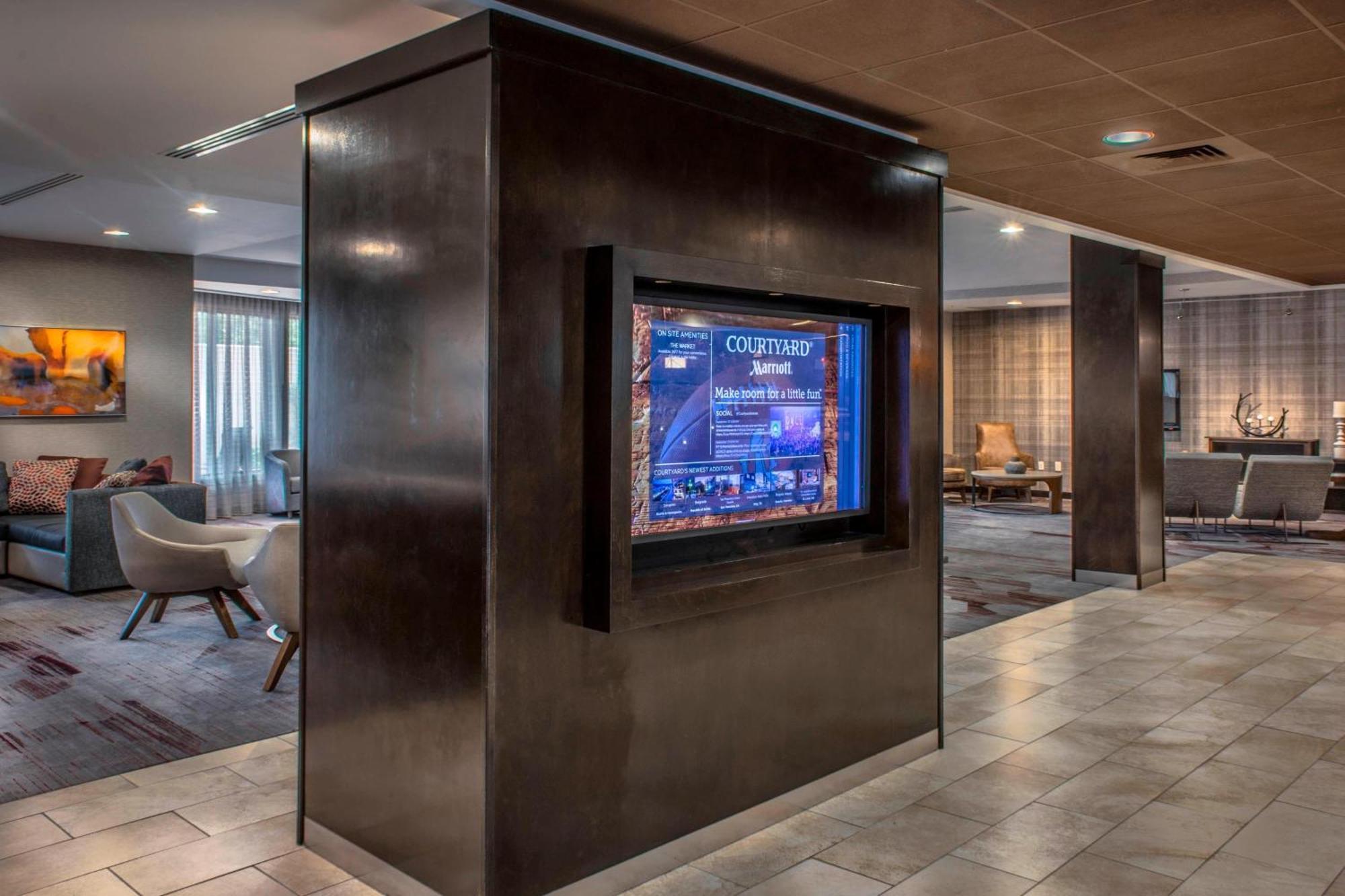 Courtyard Greensboro Airport Екстер'єр фото